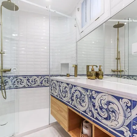 Portucale ! Almirante Panoramic View *