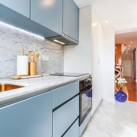 Portucale ! Almirante Panoramic View *