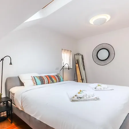 Portucale ! Almirante Panoramic View アパート *